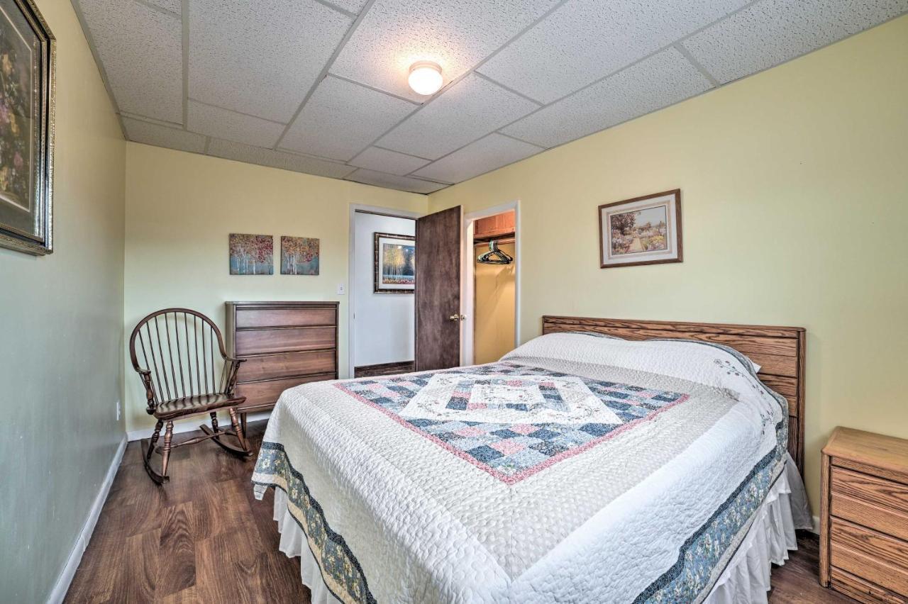 Walkable St Ignace Condo With Lake Huron Views Saint Ignace Exterior photo